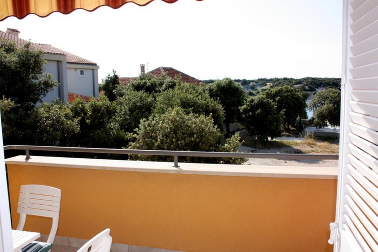 Apartments Jtv Simuni Kolan Exterior foto